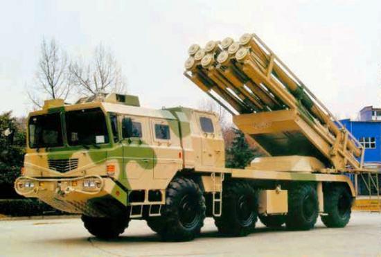 phl16型远程火箭炮充分继承了03型火箭炮的优点,一样使用了轻便的8*8