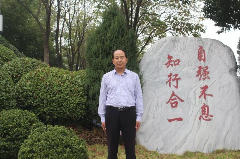 【羊中明师】朝向满意努力—记羊山中学明师向满