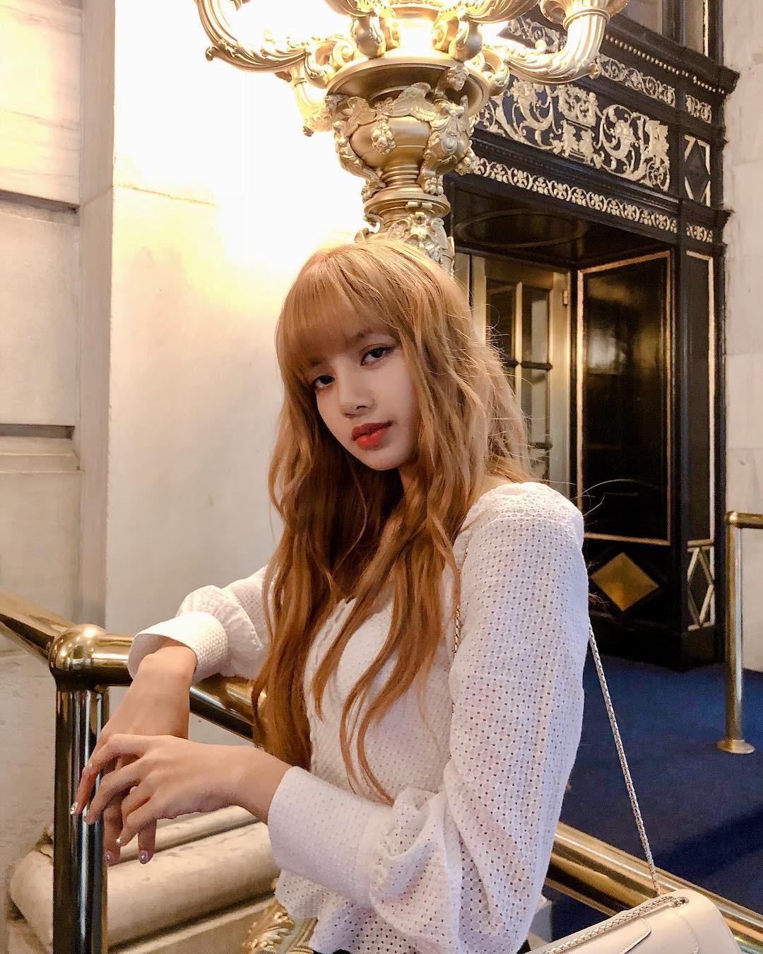 韓國女星lisa的腰圍比雷佳音的頭圍還小分享瘦身秘訣太實用了