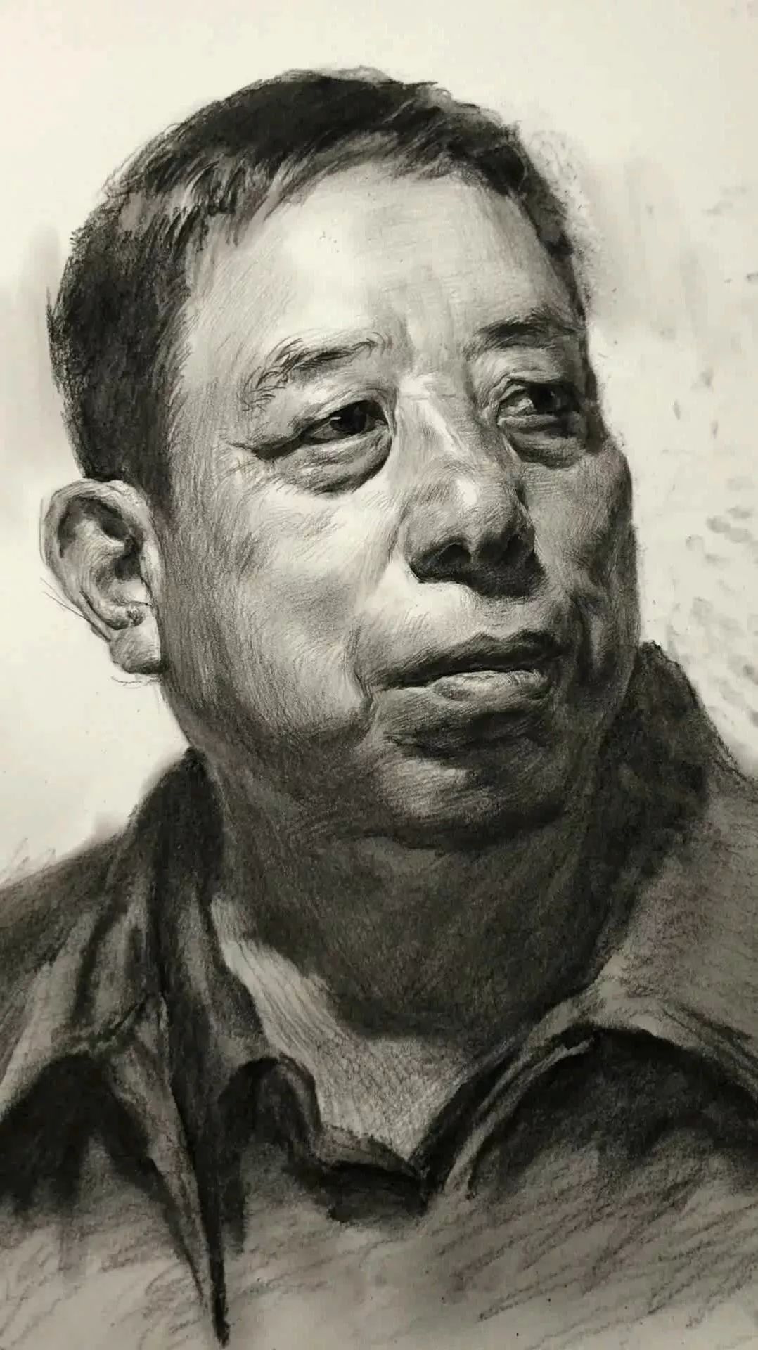 素描教学▏朱传奇教你画硬派大叔四分之三侧素描头像