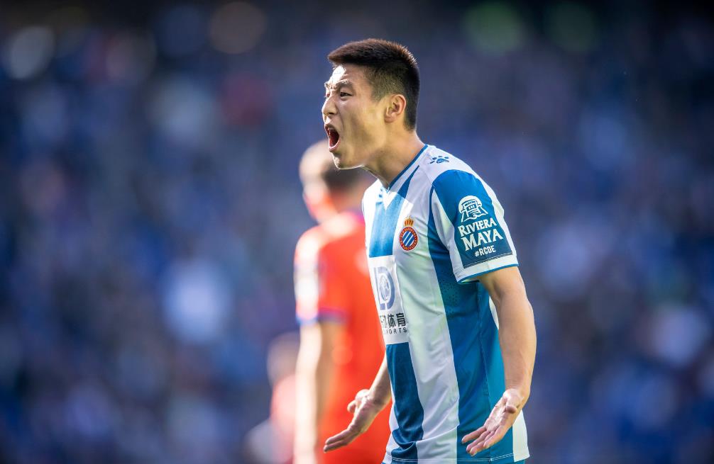 武磊西甲首球来了灵性垫射助西班牙人扳平比分