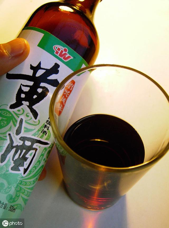 轉載黃酒和料酒有區別嗎烹飪時用哪個酒更好