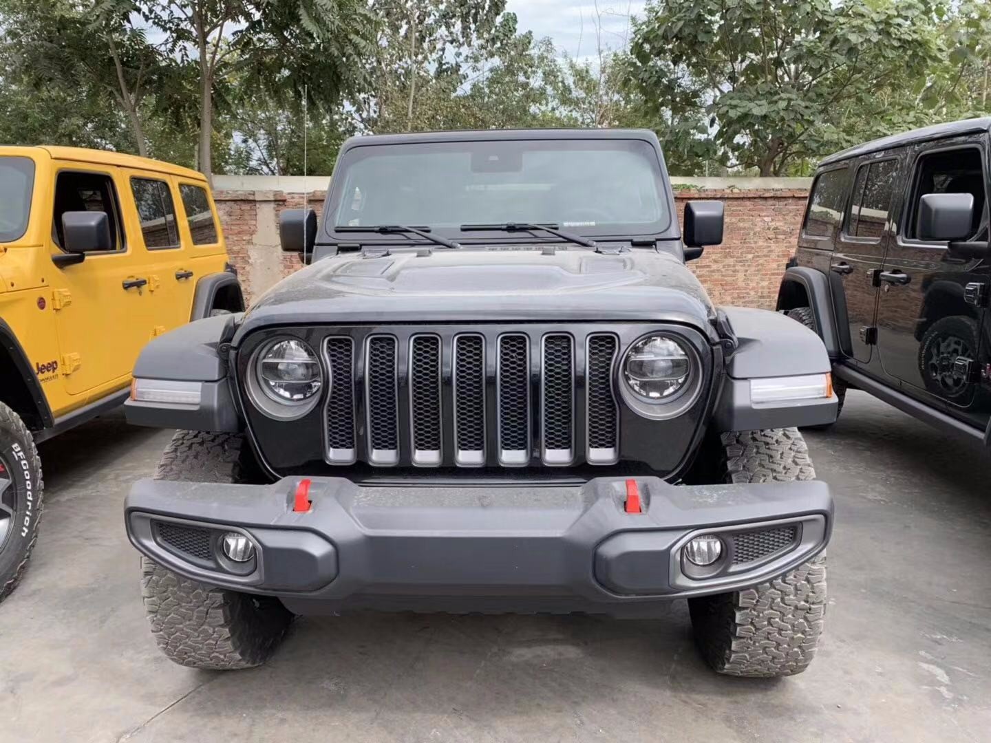 19款jeep牧马人运动版2.0t现车清仓