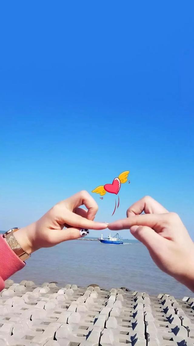 超甜爱心手势壁纸