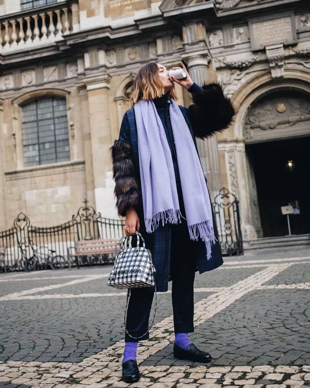 一条上等的羊绒围巾为什么比毛衣还要暖和