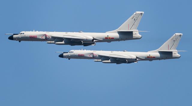 驾驶轰六很累?不怪飞控不怪自动驾驶,只怪内部空间太小了