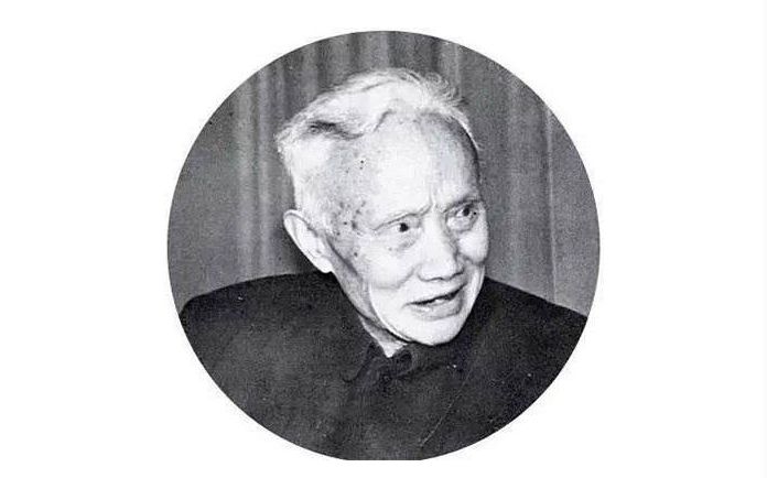 下面,请看著名航天人毛万标先生与师妹谈桐城中学:"勉成国器"是该校