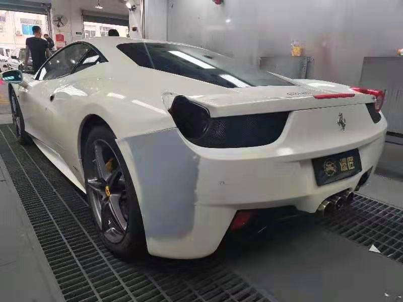 "见证"豪车局部修复喷漆案例-法拉利488侧裙/后杠局部喷漆,碳纤维修复