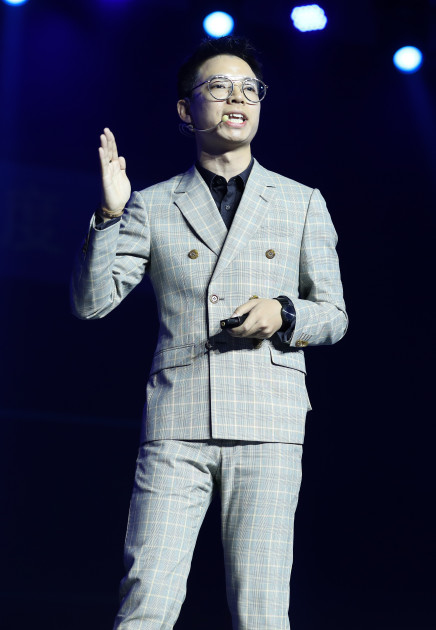 特效奖,创意文案奖,平面设计奖,科技奖图为全国雇主品牌负责人 李宇航