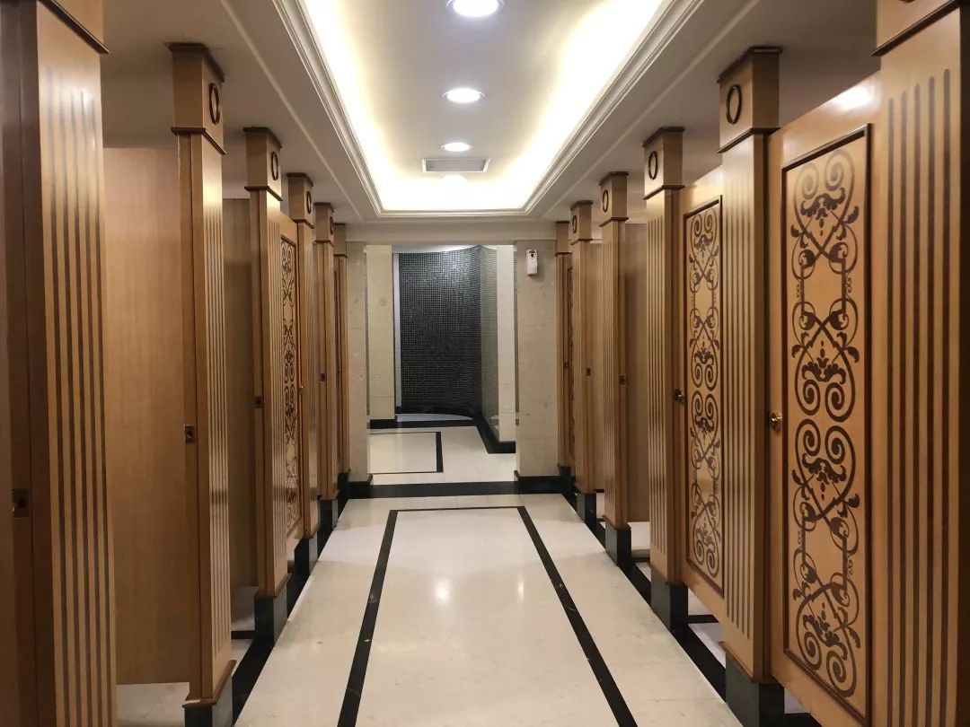 蹲遍魔都商场女厕所,找到了最不想去的那一个!_卫生间