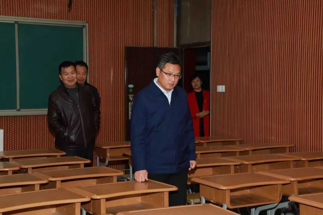 沭阳县修远中学迎接省三星级高中复审现场考察