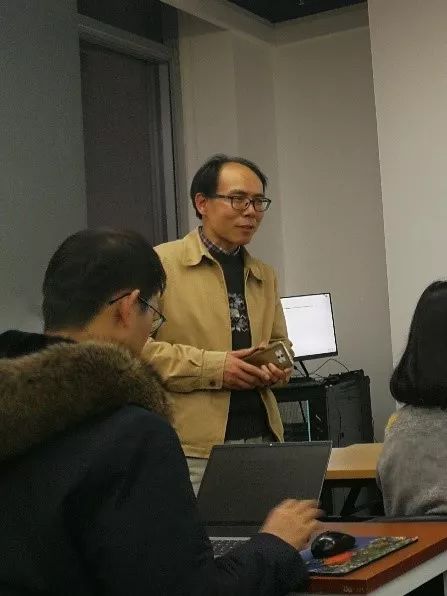 summer刘霖老师发言指出,诚信是事关人一生发展的大事,在学术领域尤其