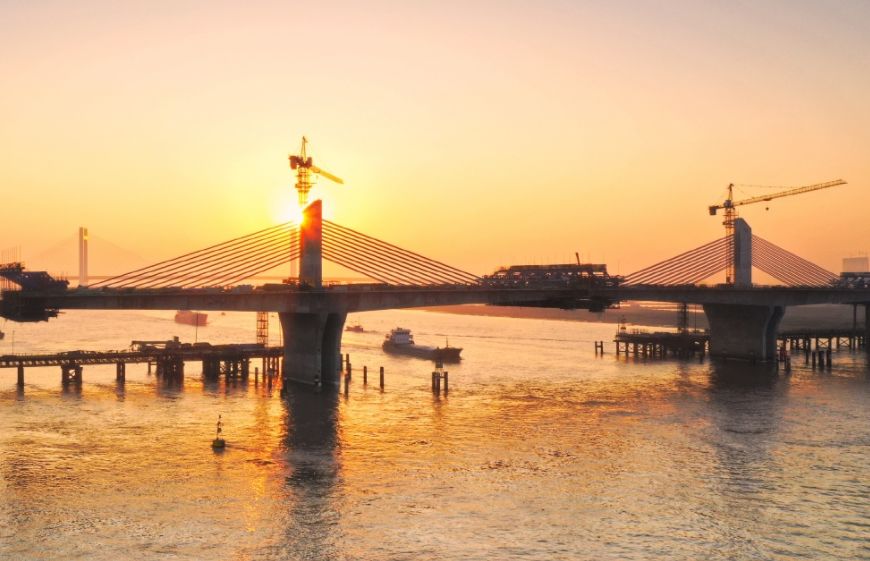 鳌江五桥即将合拢贯通