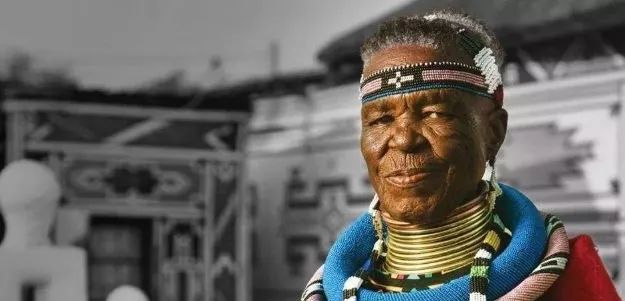 的人们都非常喜欢画画恩德贝勒村子一角恩德贝勒村的大门▼几何撞色图