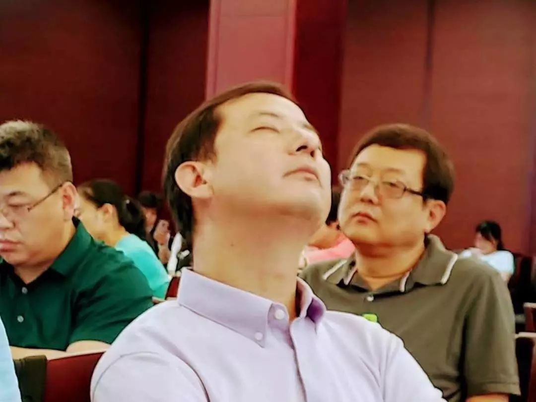 胡邓老师:在旅途中看见自己