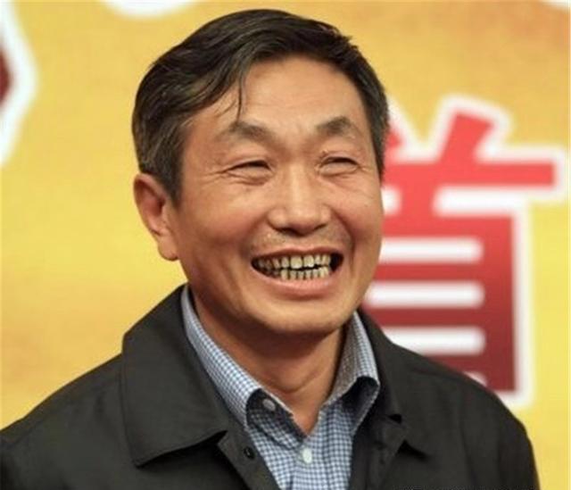 不在线的总是会低人一等,甚至还会被埋没,我们知道的老戏骨有陈宝国