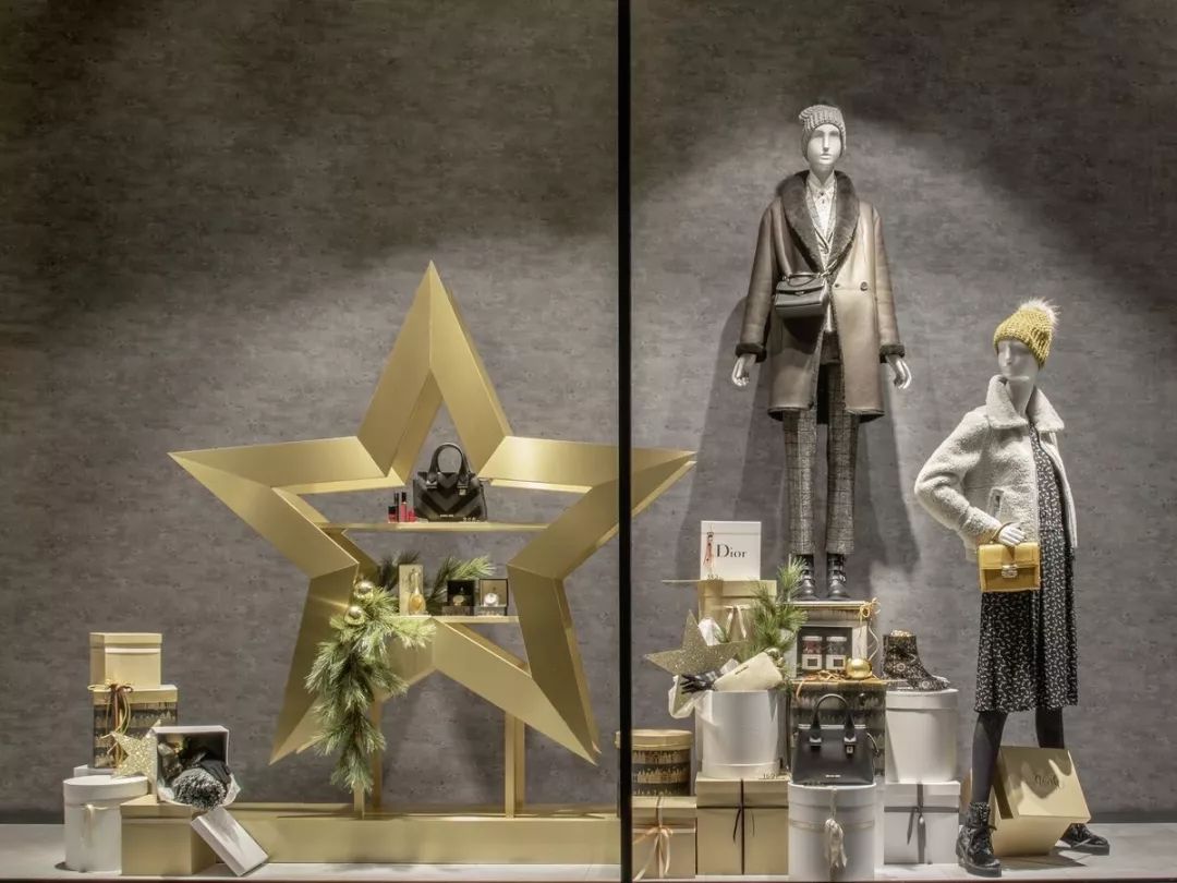 70张图告诉你今年鞋店圣诞橱窗这样做稳赚