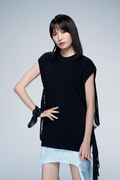 文慧如亿万翻唱女神文慧如,在累积作品期间,因为翻唱喜欢的歌曲而在