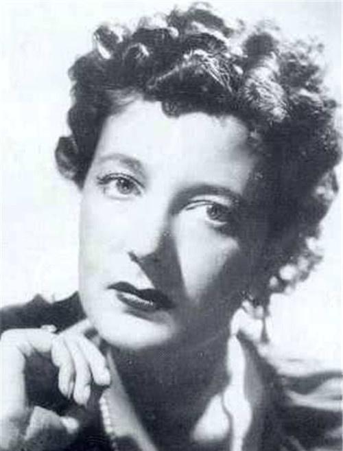 分别为希特勒墨索里尼心甘情愿殉葬的两个情妇有何共同点