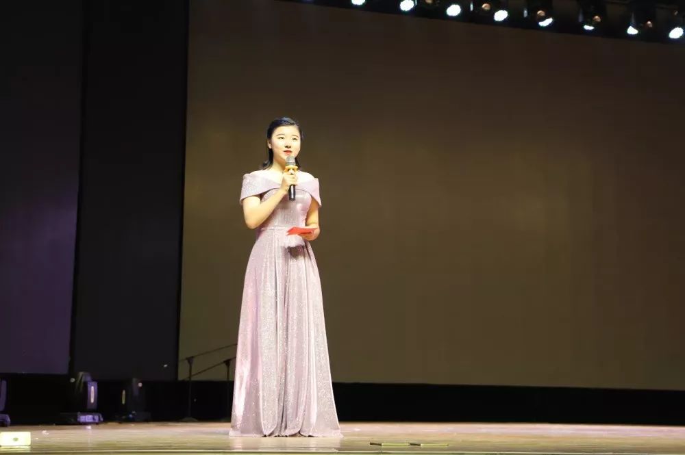 飞扬青春光彩夺目聊城二中第四届艺术节演出专场精彩瞬间快看看有你家