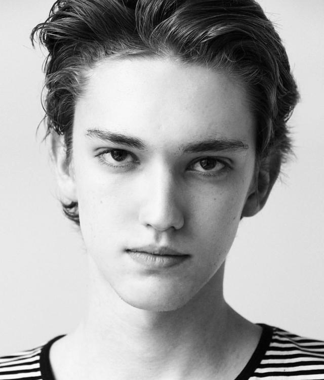 芭蕾王子julian mackay,漫画里走出来的美少年