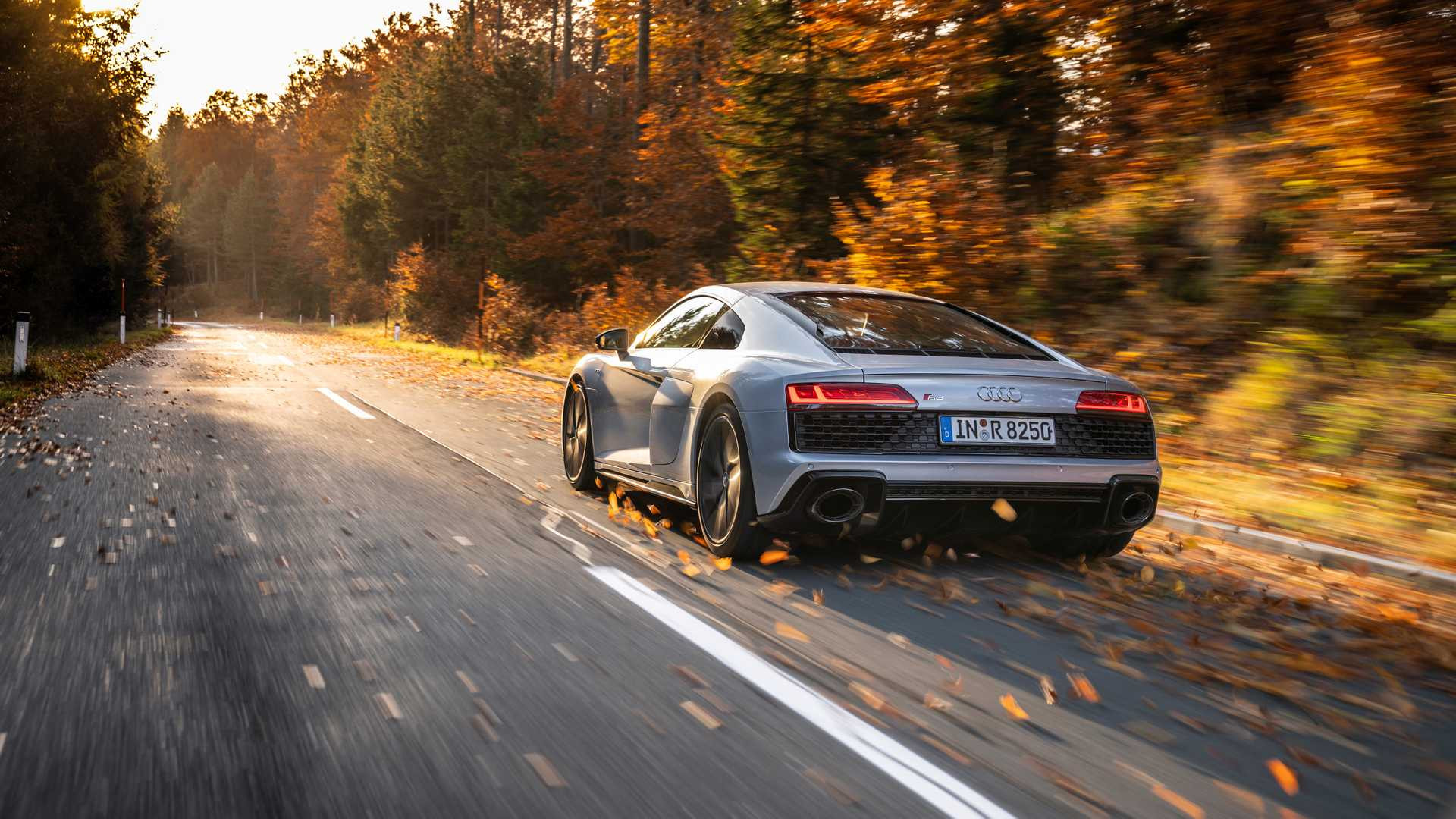 奥迪r8rwd放弃四驱后驱更有趣