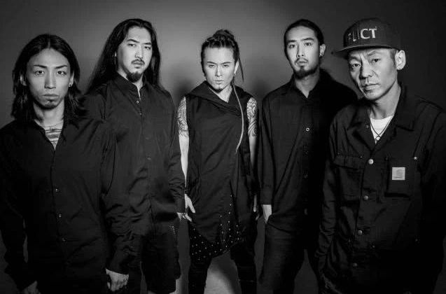 种喜欢叫…尊敬…有一种摇滚叫…老炮…粉上辉哥,粉上三哥,爱上面孔!