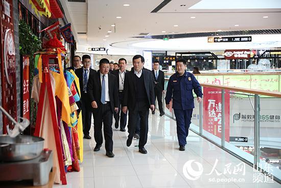寿光市副市长,公安局党委书记,局长陈旭带队检查消防安全工作