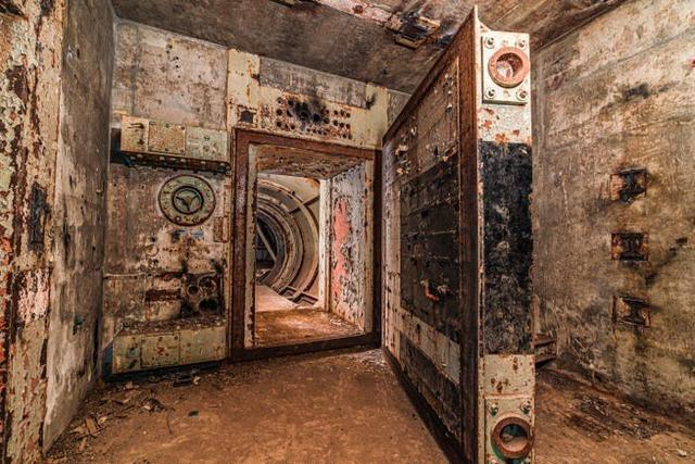 末日堡垒!导弹发射井也能卖?430平米加13英亩沙漠只要40万