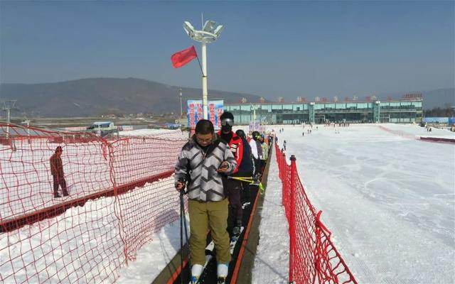 和政松鸣岩国际滑雪场20192020雪季今日开滑