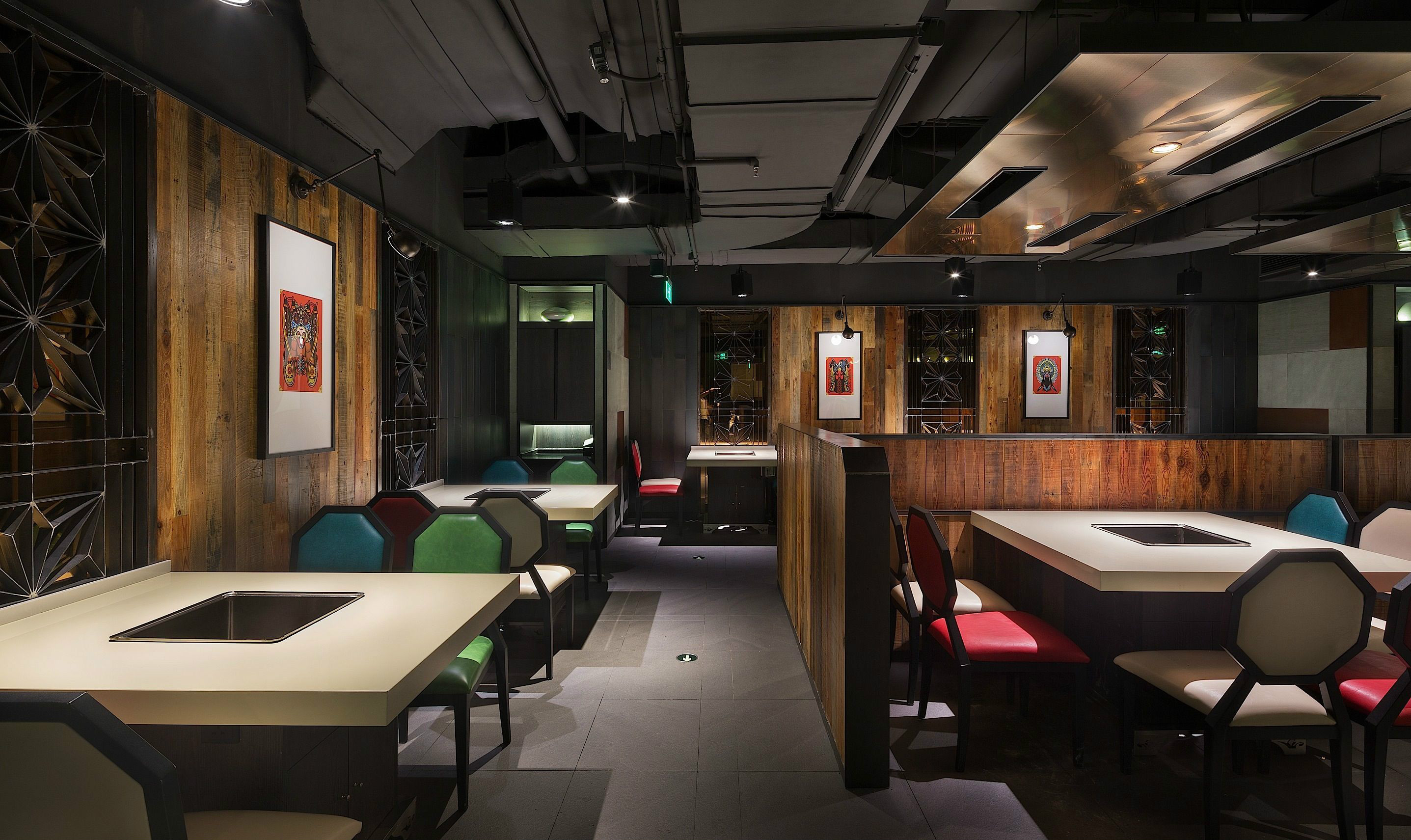 严寒冬日烫火锅的小秘密火锅店装修设计了解一下