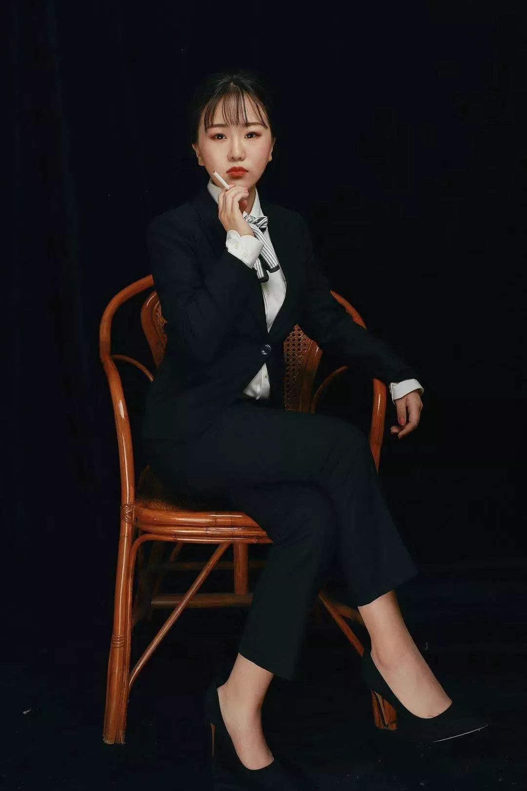 张佩瑶饰演:lcy胡智敏饰演:hanks王帅臣饰演:cruise孙豪饰演:皇家fbi