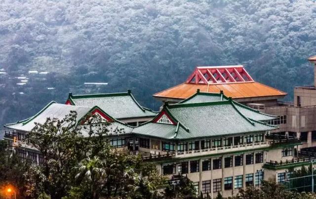 六,中国文化大学(台湾)去年6月,中大的第五大阵地——以医,工专业为主