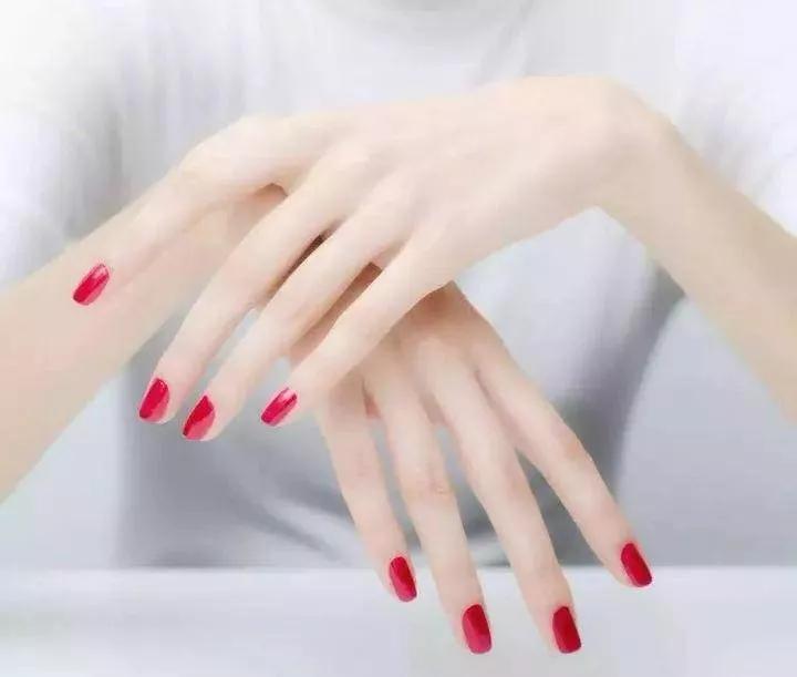 醫本初心课堂:女人过的是否精致就看一双手!教您如何拥有一双纤纤玉手