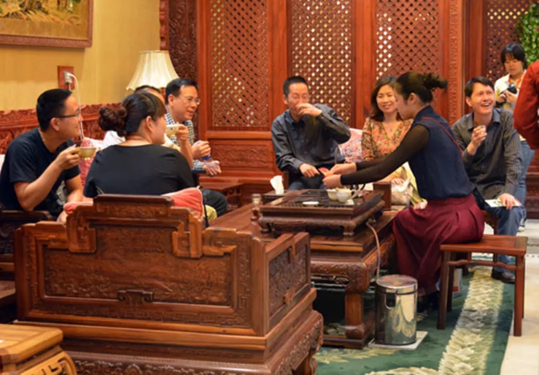 礼尚往来送茶礼让好茶遇上对的人