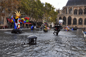 考尔德的世界,为什么雕塑不可以是动态的呢?