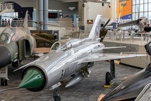 图解捷克米格-21pfm战斗机