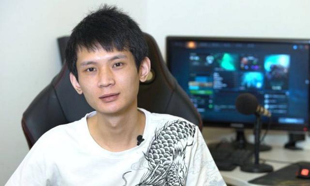 为什么ob的宝哥如此受欢迎,直播放电影比玩dota2人气还高?_longdd