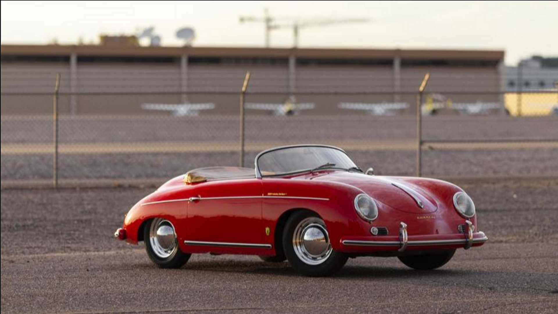 来自1956年的第一代保时捷356 speedster!