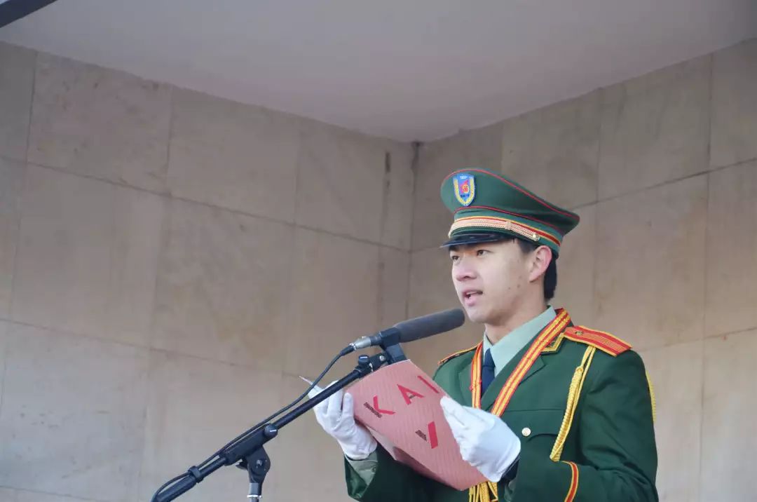 我是开一,我爱国旗—— 开滦一中举行国旗班交接仪式