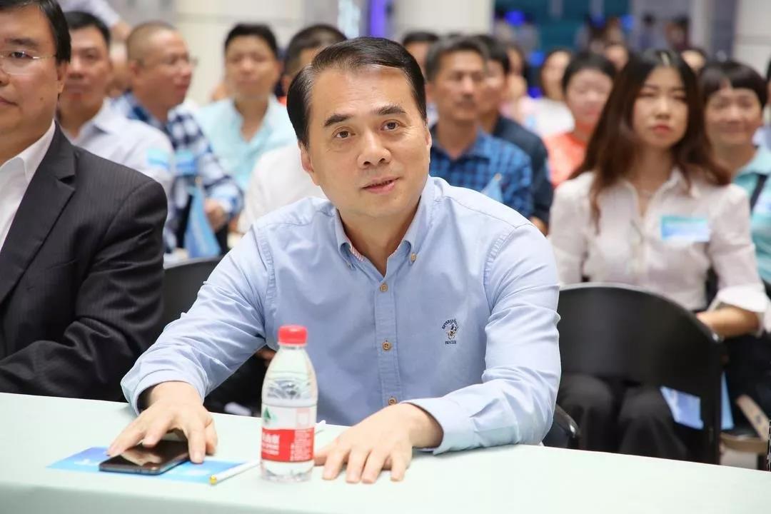 中惠集团董事长,暨南大学校董,暨南大学管理学院校友联谊会长叶惠全