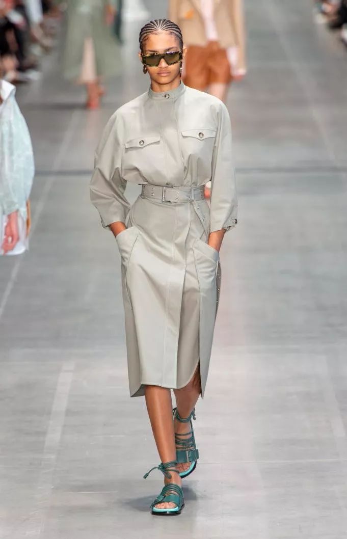 浅草色2020春夏女装流行色