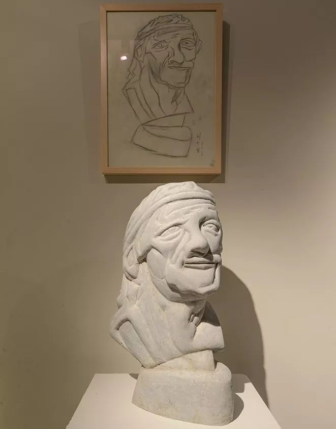 不知道大卫看到这个石膏像会不会哭出声呢?