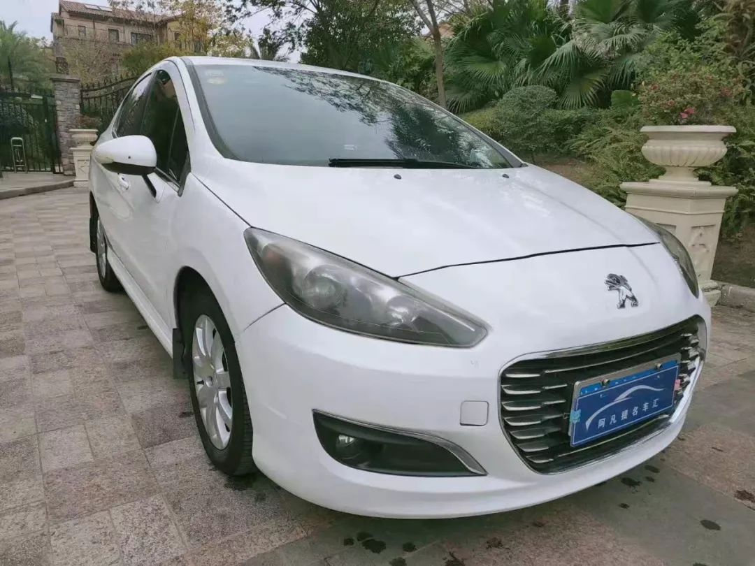 【特价车上架】13年标致308只要3.xx万!