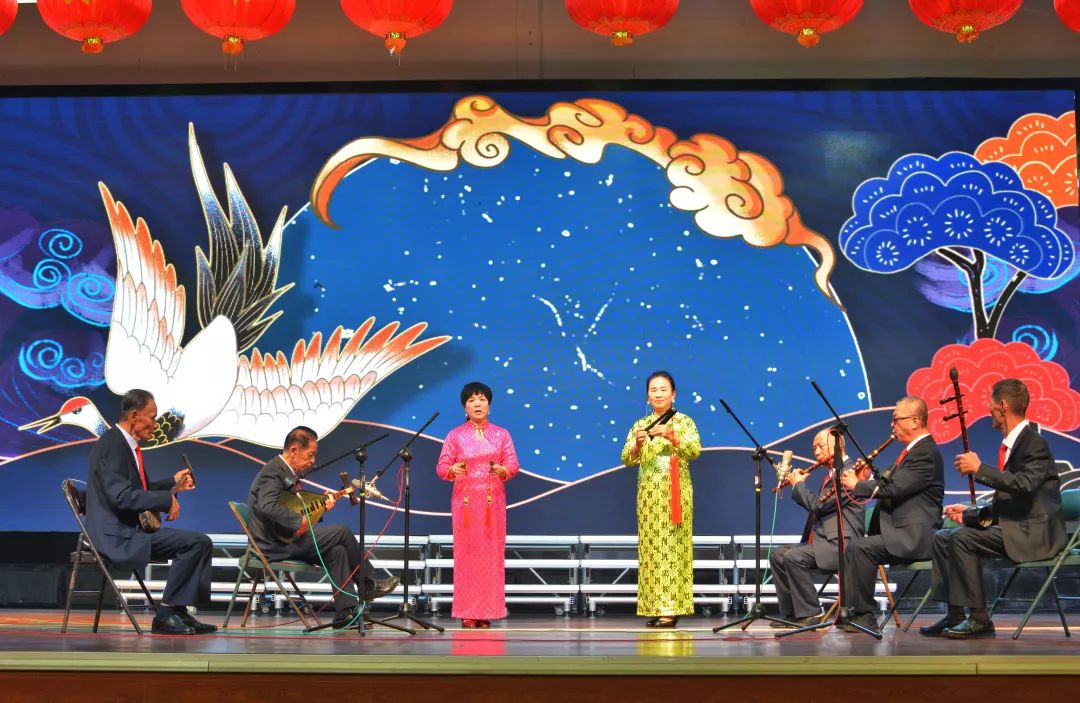 艺花朵朵咏国情——2019年教学成果展曲艺系专场演出_表演