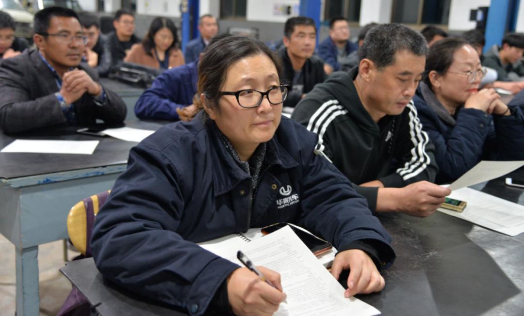 我市"金蓝领"培训火爆开展