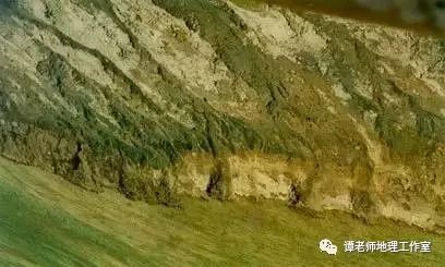 【地理揭秘】为什么说冻土是铁路路基的杀手(附高铁桥上飞的原因)_温度