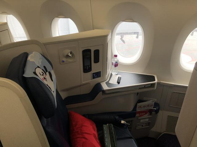 原创被誉为喂猪航的飞机餐到底有多好揭秘川航空中公务舱