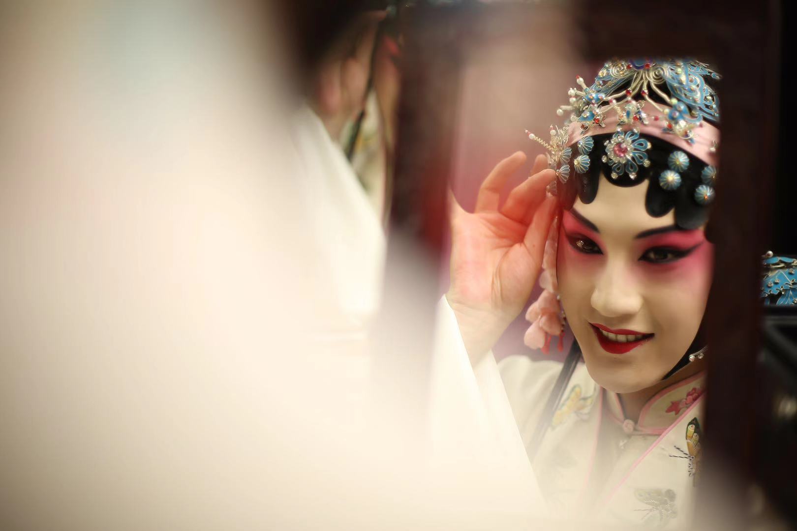 热血少年热播中李云赫饰一代名伶反串旦角丰园