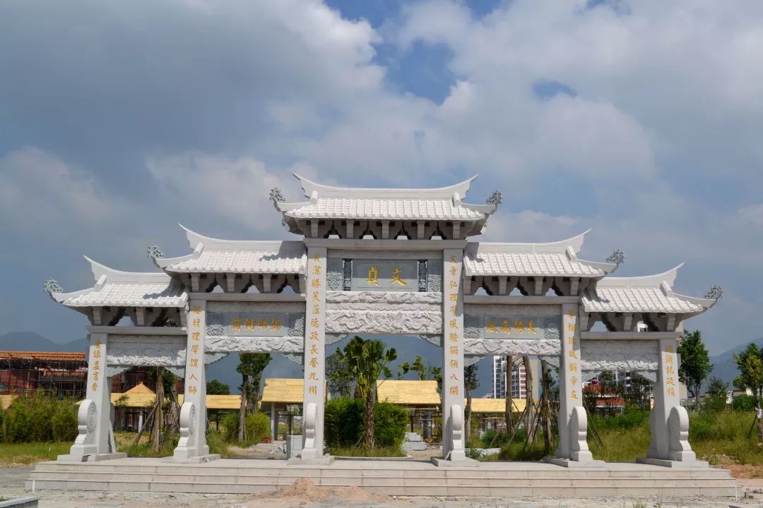 安溪县湖头镇李光地主题公园在泉州安溪,有这么一名历史人物,康熙评价